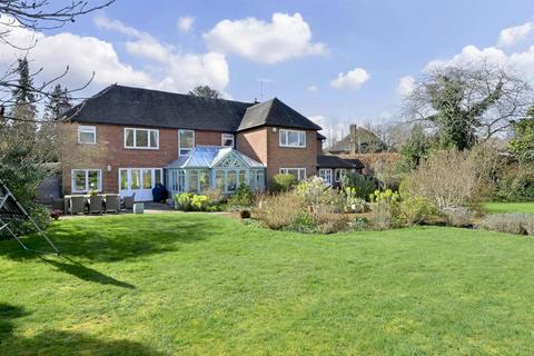 5 bedroom detached house for sale, Cranleigh Road, Wonersh