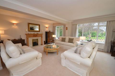 5 bedroom detached house for sale, Cranleigh Road, Wonersh