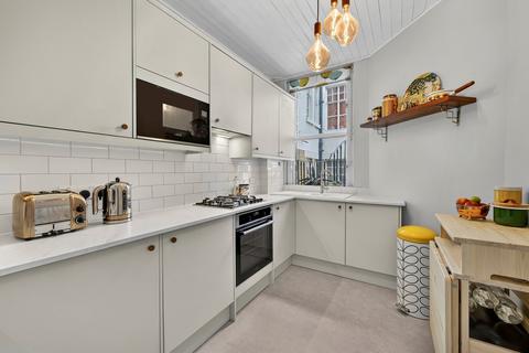 1 bedroom flat for sale, Lanark Mansions, 14 Lanark Road, London