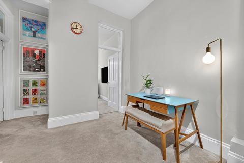 1 bedroom flat for sale, Lanark Mansions, 14 Lanark Road, London