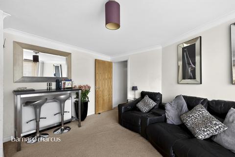 undefined, Tilley Road, Feltham
