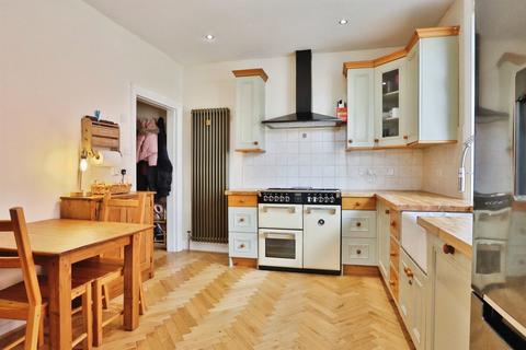 5 bedroom semi-detached house for sale, St. Michaels Villas, Leeds