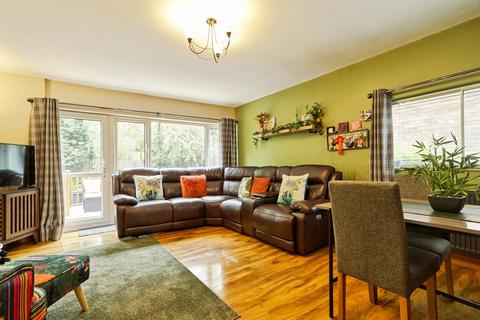 undefined, Stanningley Road, LEEDS