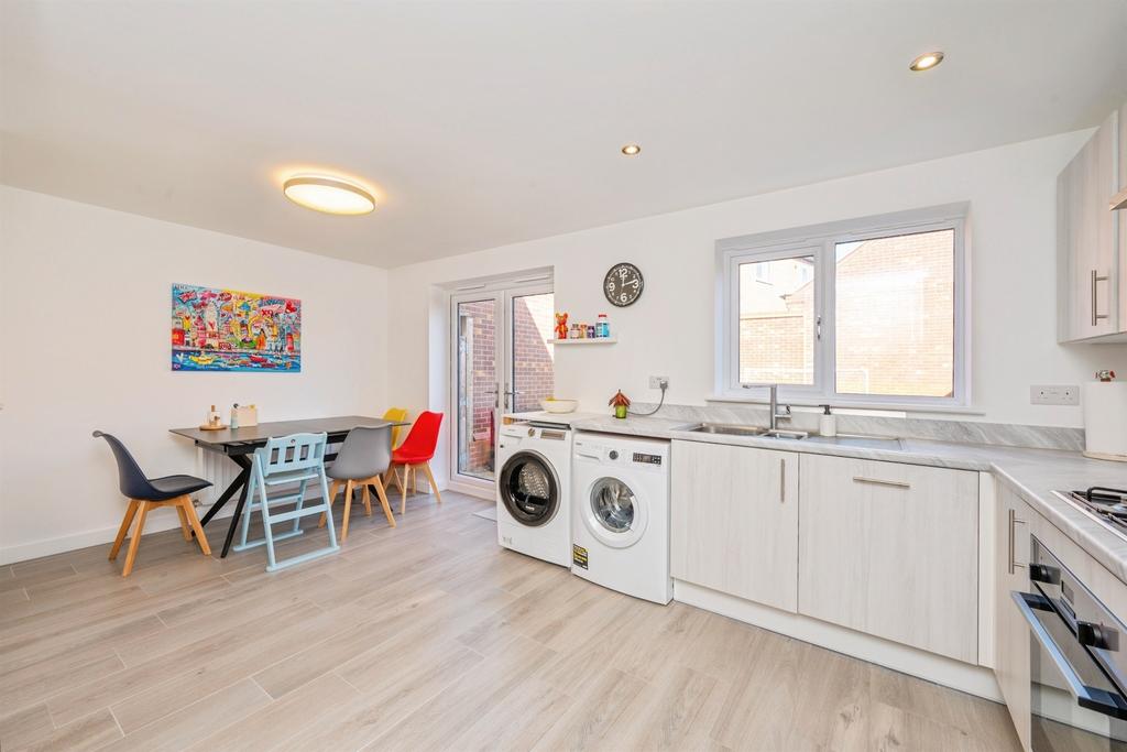Dining Kitchen