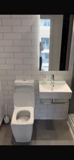 2 bedroom flat to rent, Cutter House, London E16