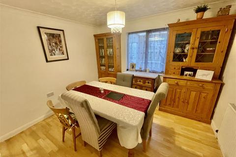 undefined, Pendennis Close, Plymouth PL3