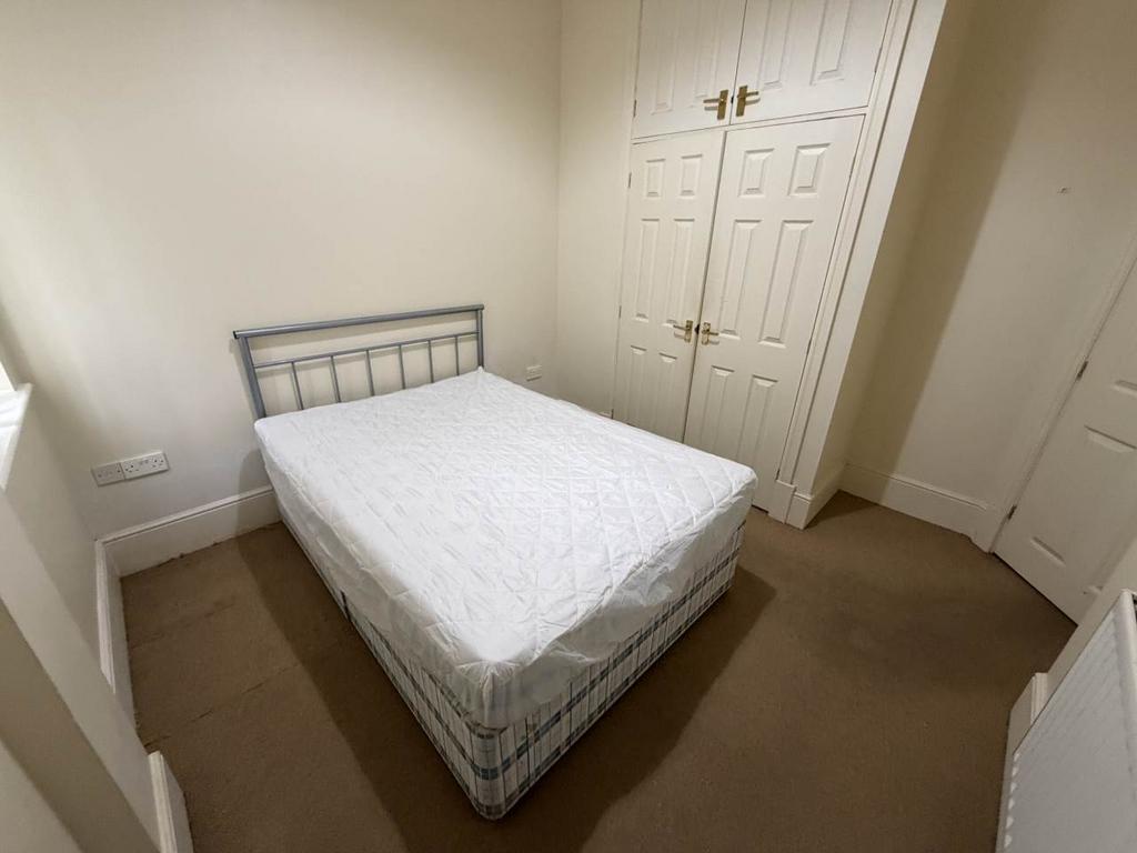Bed1