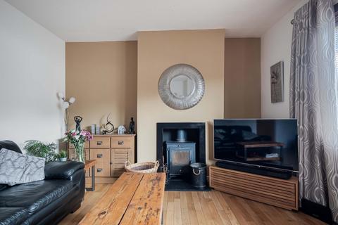 undefined, Dundee DD4