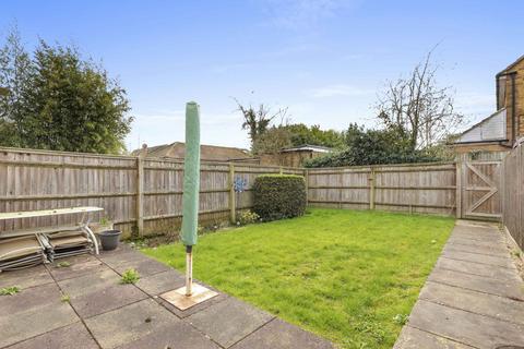 3 bedroom terraced house for sale, Dedmere Court, Marlow, Buckinghamshire, SL7 1PL
