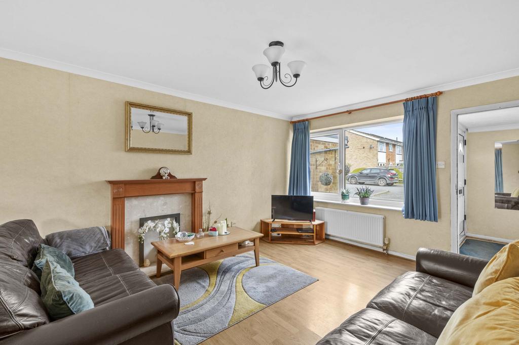 26 Dedmere Court, SL7 1 PL (LOW RES)-7
