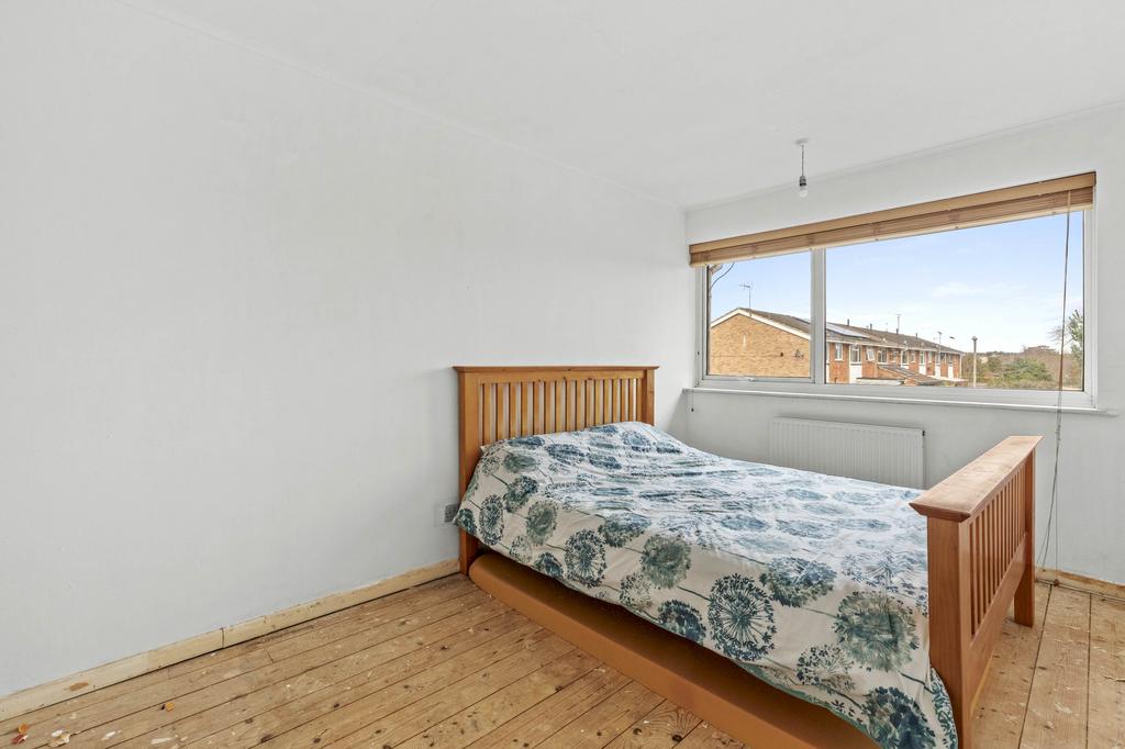 26 Dedmere Court, SL7 1 PL (LOW RES)-5