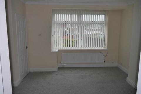 3 bedroom semi-detached house to rent, St Aidans Avenue, Blackburn, Lancashire