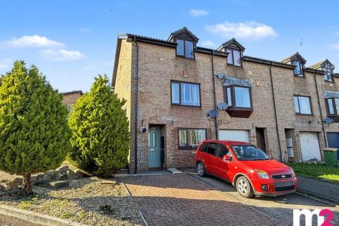 3 bedroom end of terrace house for sale, William Morris Drive, Newport NP19