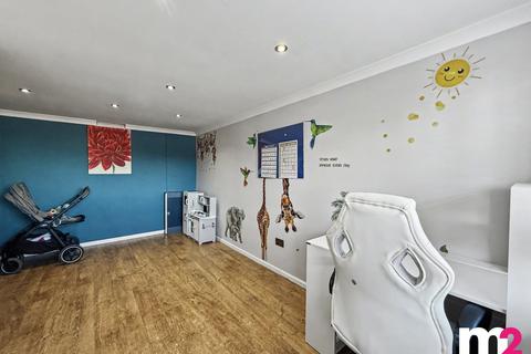 3 bedroom end of terrace house for sale, William Morris Drive, Newport NP19