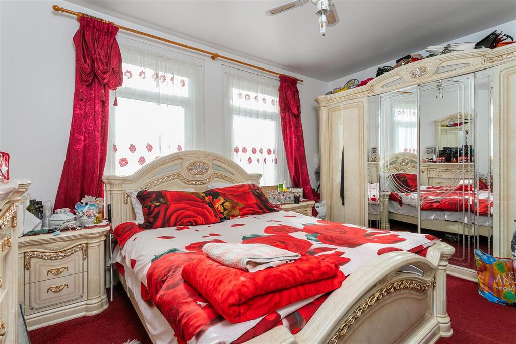 1002202613 TILS 9 Thackeray Avenue  N17 9 DT 001.jp