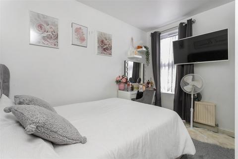 undefined, Thackeray Avenue, London