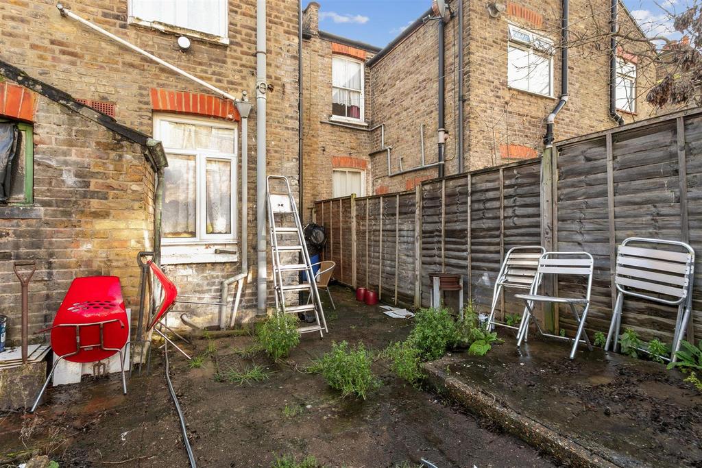 1002202613 TILS 9 Thackeray Avenue  N17 9 DT 012.jp