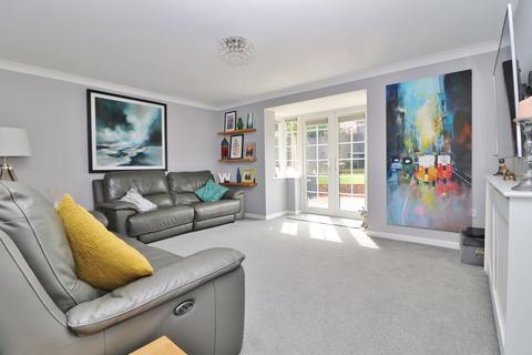 4 bedroom detached house for sale, Marlborough Gardens, Southampton SO30