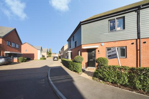 undefined, Titus Grove, Houghton Regis, DUNSTABLE