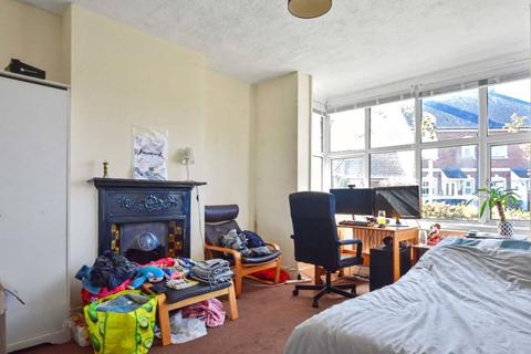 undefined, Manor Road, Farnham, Surrey, GU9