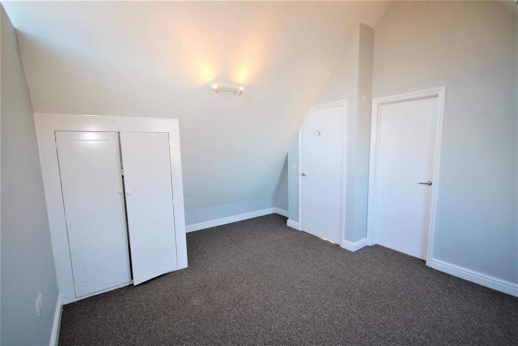 Bedroom 2c.JPG