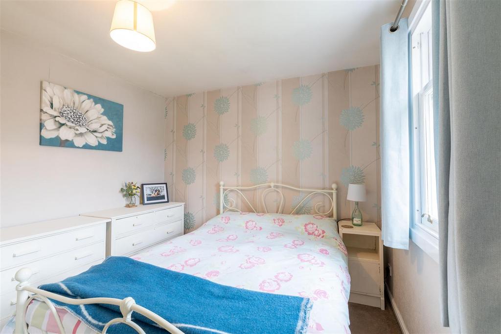 14, Drummond Street Muthill-7.jpg