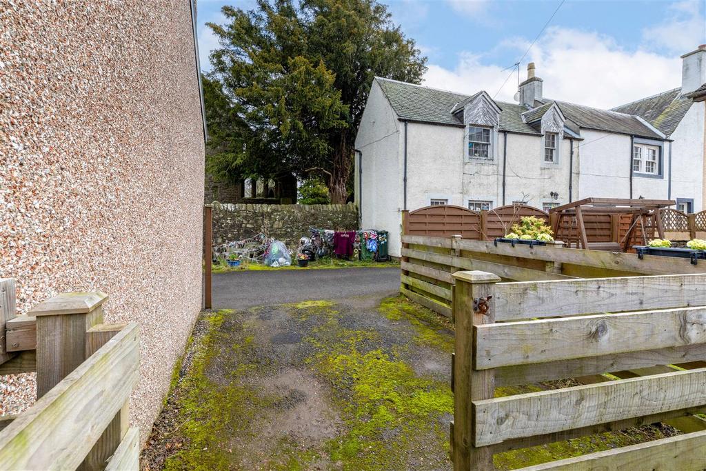 14, Drummond Street Muthill - Sky-5.jpg