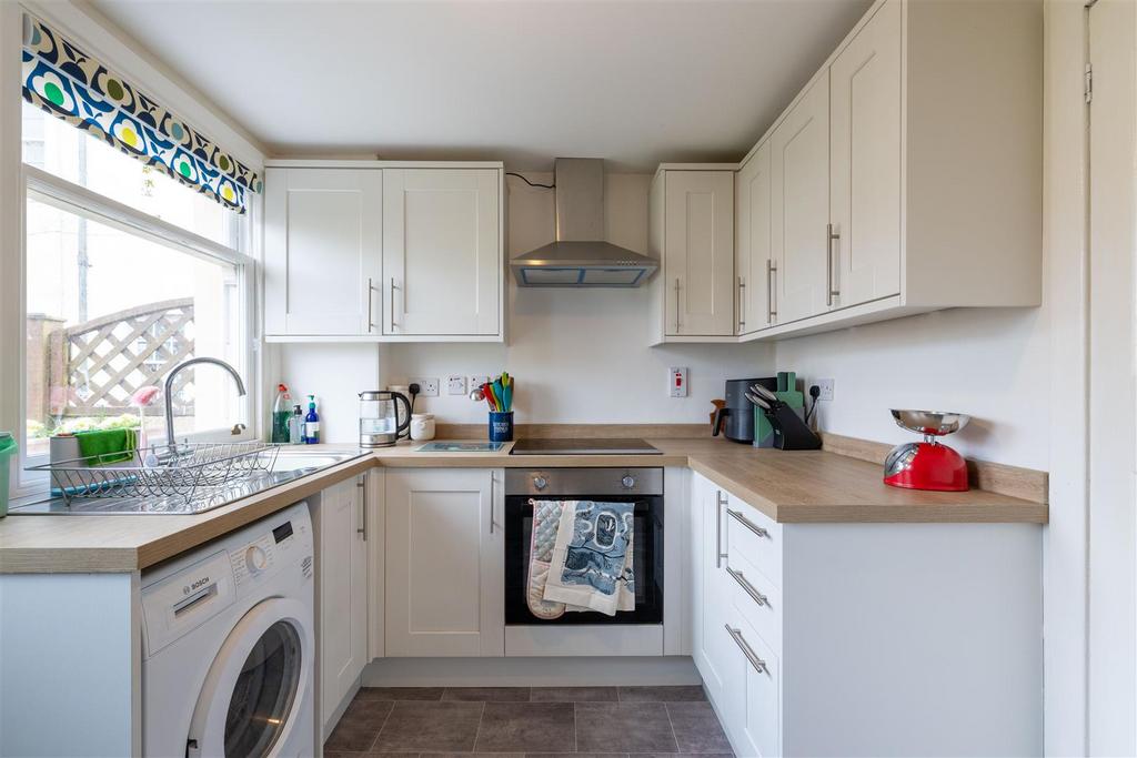 14, Drummond Street Muthill-18.jpg