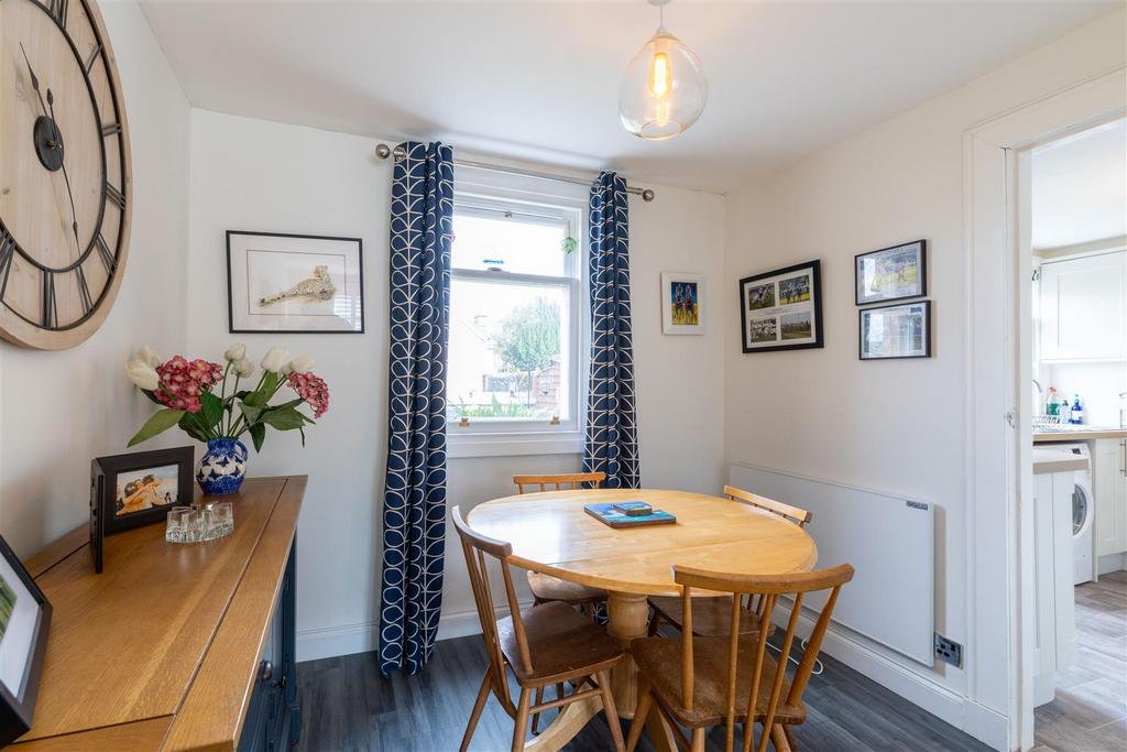 14, Drummond Street Muthill-23.jpg