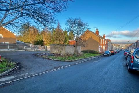 undefined, Sanforth Street, Chesterfield, Derbyshire, S41