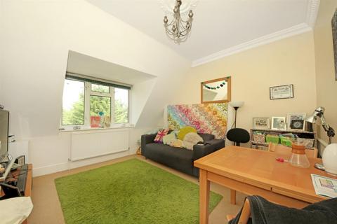 undefined, Hamilton Road, W5