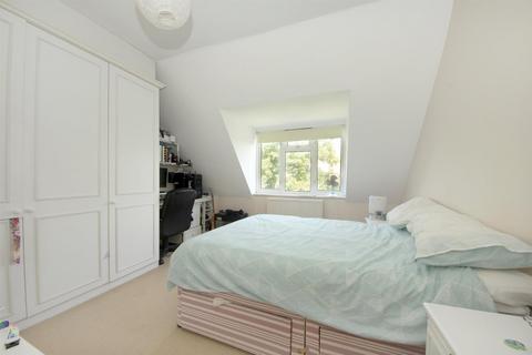 undefined, Hamilton Road, W5