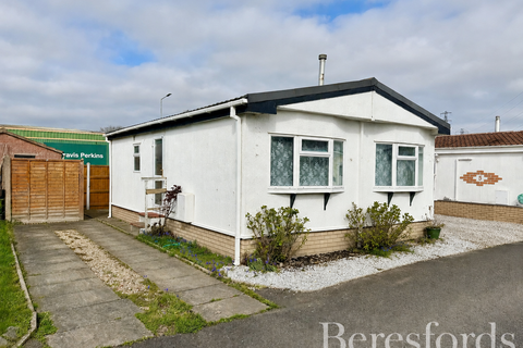 2 bedroom detached house for sale, Grange Farm Park, Whitehall Road, CO2