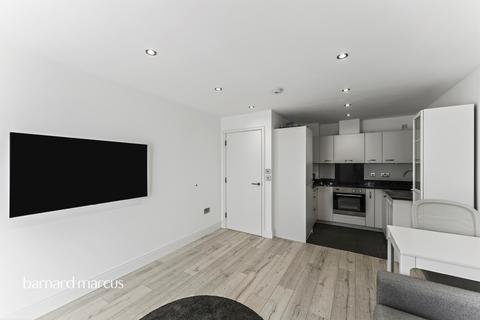 undefined, Beaumont Drive, Worcester Park