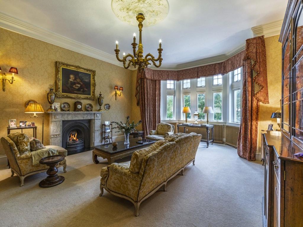 9a Drawing Room