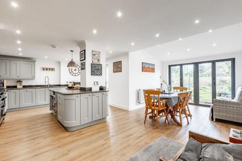 5 bedroom detached house for sale, Beautifully Extended Detached Home in Saham Toney