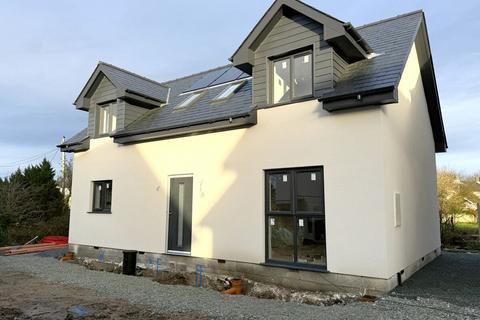 4 bedroom detached house for sale, Llain Capelulo, Gaerwen, Anglesey, LL60