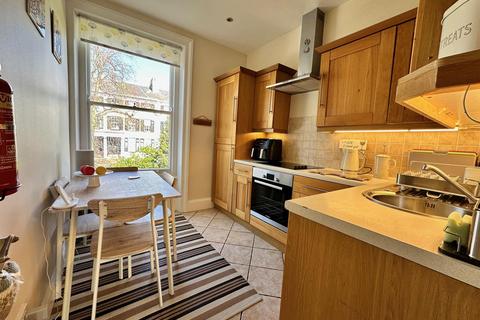 3 bedroom apartment for sale, Rouge Bouillon, Jersey JE2