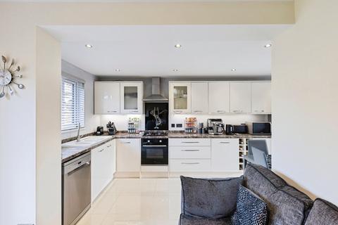 3 bedroom detached house for sale, Hamilton Lane, Milton Keynes MK3
