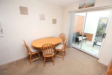 3 bedroom semi-detached house for sale, St Ives Road, Wigston LE18