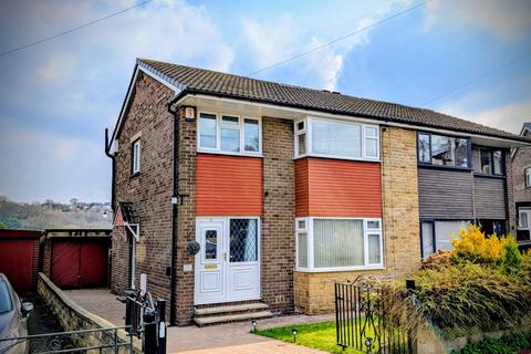 undefined, Close Lea Way, Brighouse, HD6