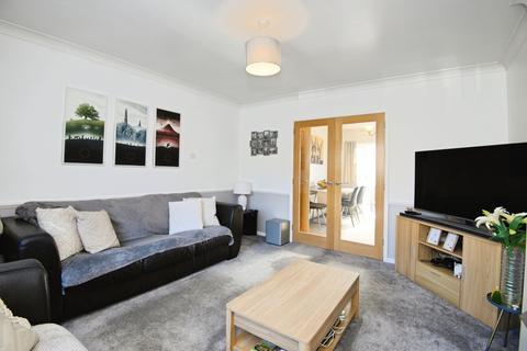 undefined, Close Lea Way, Brighouse, HD6
