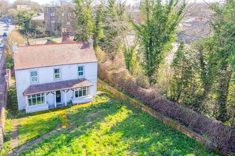 4 bedroom detached house for sale, Watling Street, Wellington, Telford, Shropshire, TF1 2NJ