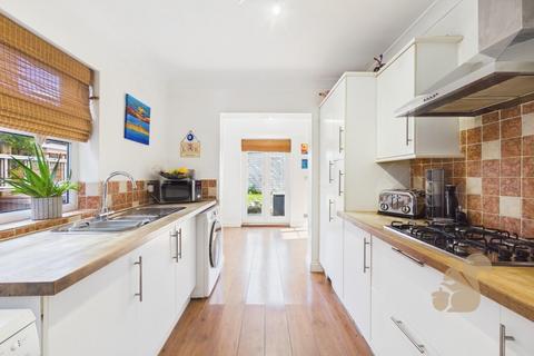 2 bedroom end of terrace house for sale, Barrington Road, Colchester