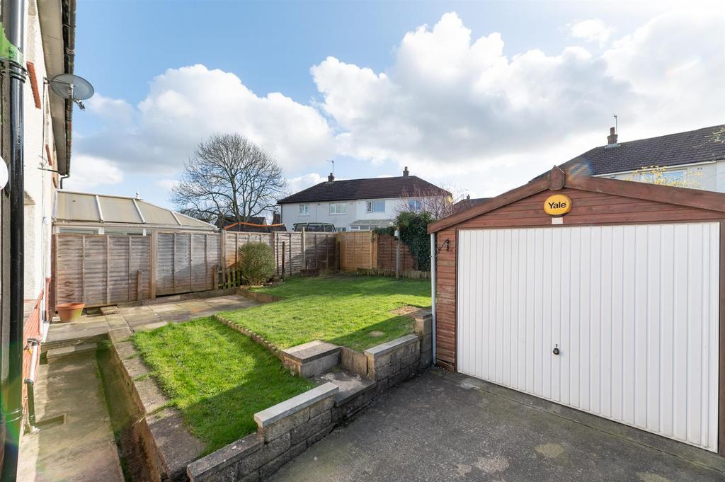 Garden & Garage