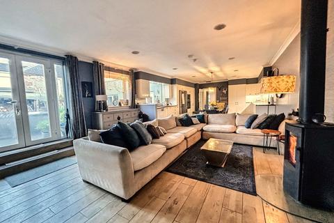 undefined, Thistle House, Main Street, Golspie, Sutherland KW10 6TG