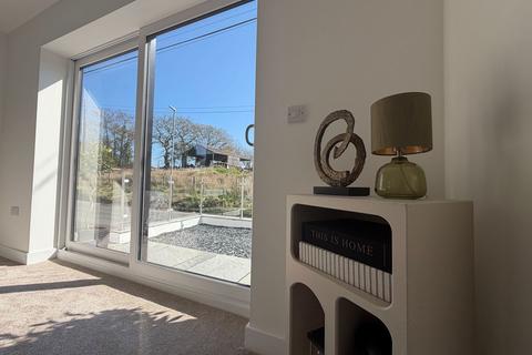 4 bedroom detached house for sale, Heol Ddu, Ammanford, SA18 2UN