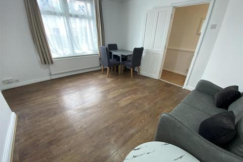 undefined, Langley Crescent, Dagenham