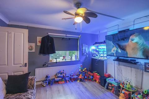 3 bedroom semi-detached house for sale, Dene Avenue, Newcastle Upon Tyne NE15