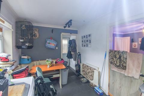 3 bedroom semi-detached house for sale, Dene Avenue, Newcastle Upon Tyne NE15